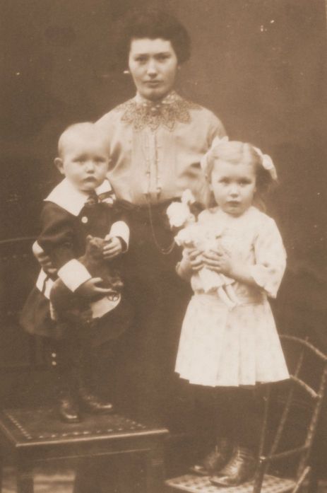 Marie Louise Reichhardt ver. Liesegang (meine Urgroßmutter)